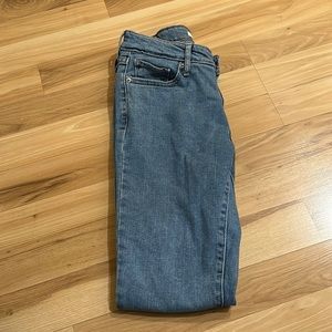 711 skinny Levi’s jeans